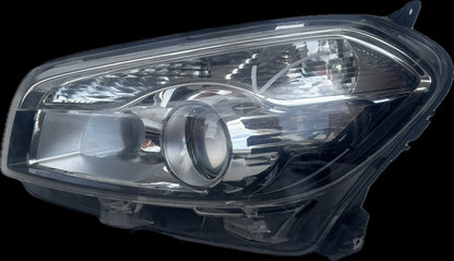 2010   Left Headlight