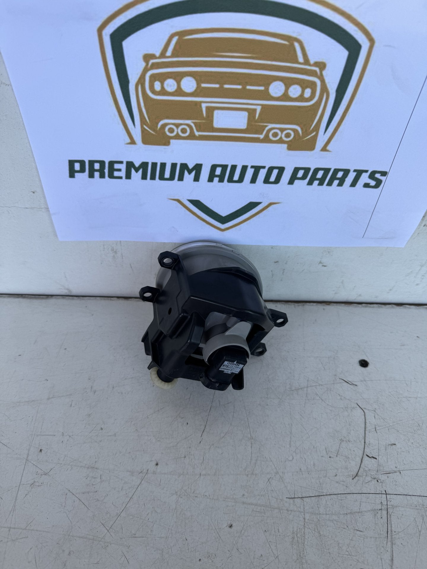 2017 Toyota RAV4 Station Wagon Right Fog Light