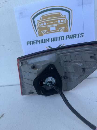 2010  E20 Left Taillight