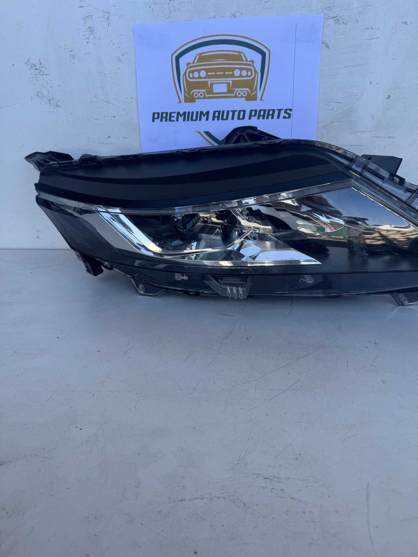 2023   Right Headlight