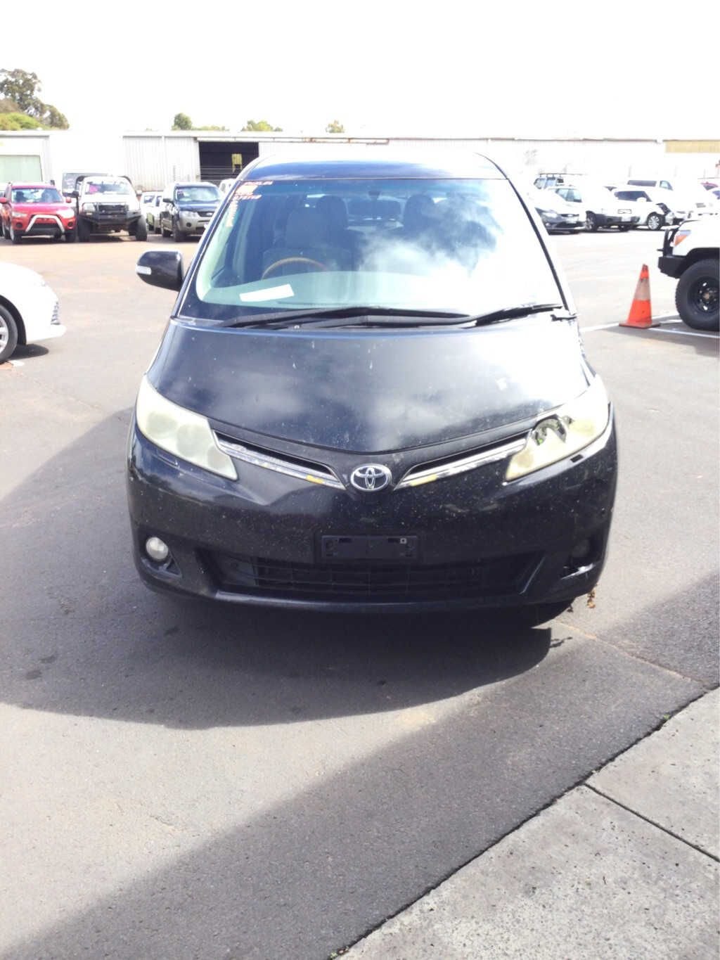 2010 Toyota Tarago R50