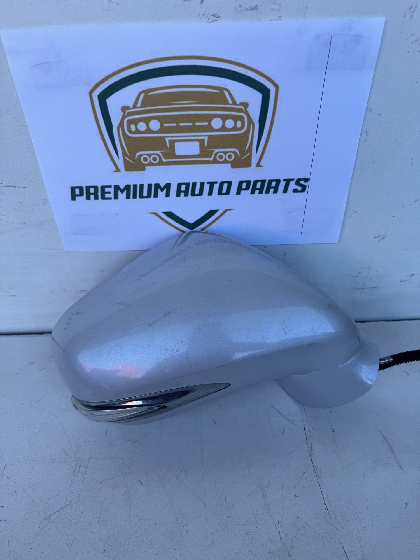 2010  E20 Right Door Mirror