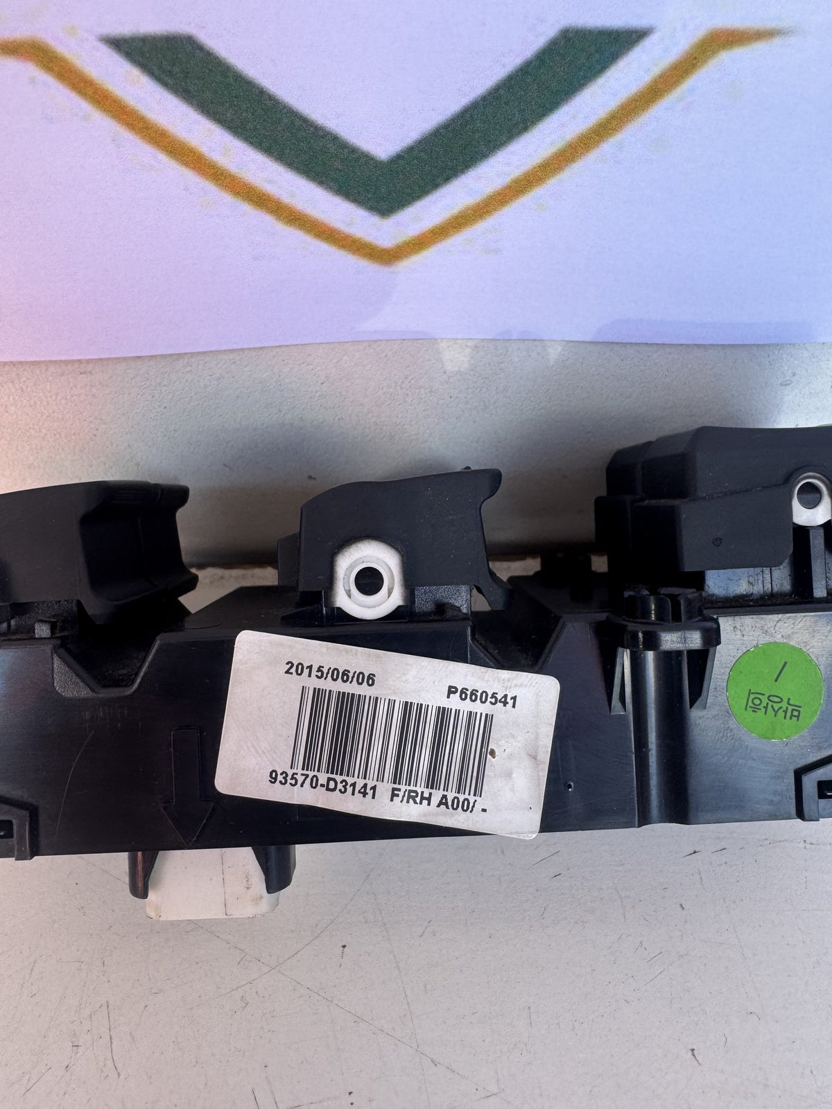 2015 Hyundai Santa Fe DM Station Wagon Master Power Window Switch