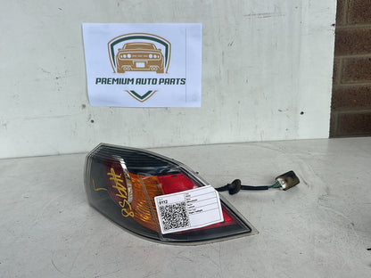 2012 Mitsubishi Lancer Sedan Right Taillight