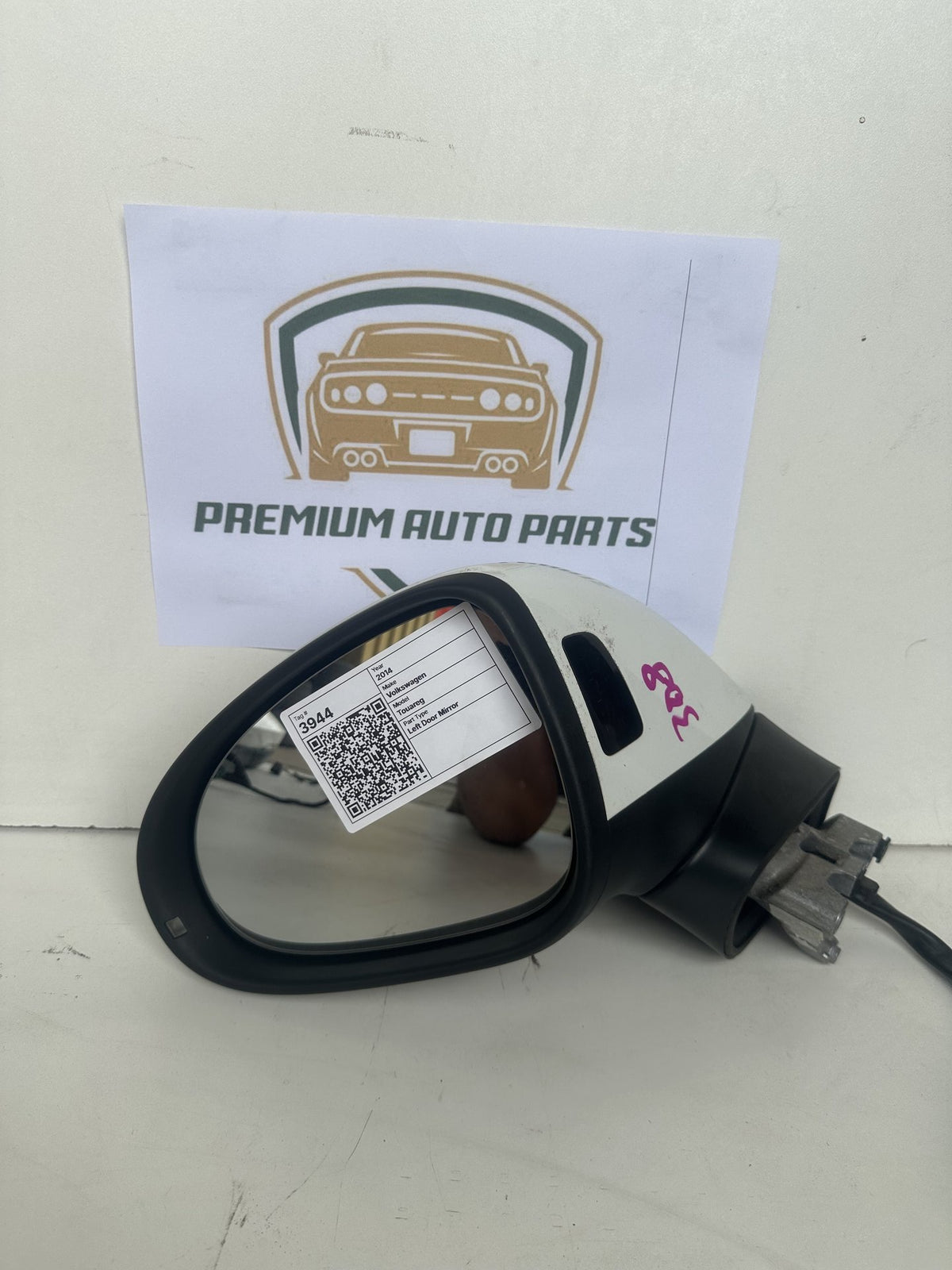 2010-2018 Volkswagen Touareg MK2- 7P SUV Left Door Mirror 021095