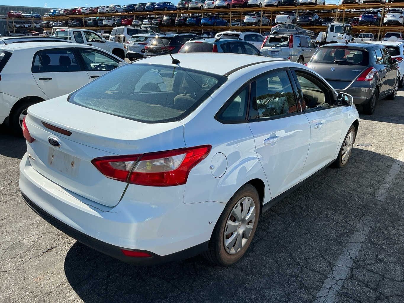 2012 Ford Focus Ambiente LW