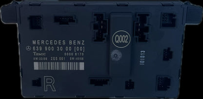 2011  V-Class W639 Right Front Door Control Module