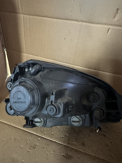 2008 Hyundai Tucson JM Station Wagon Left Headlight