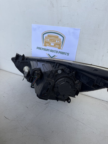 2013 Hyundai Accent RB Sedan Right Headlight
