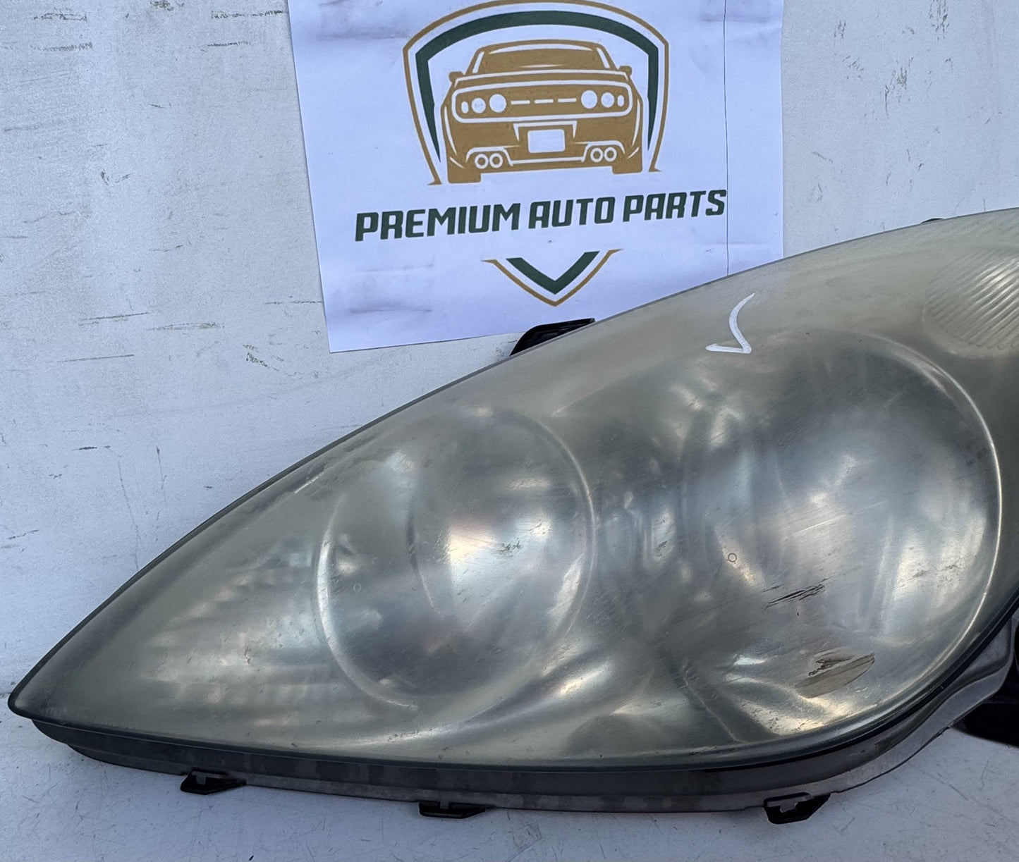2003   Left Headlight
