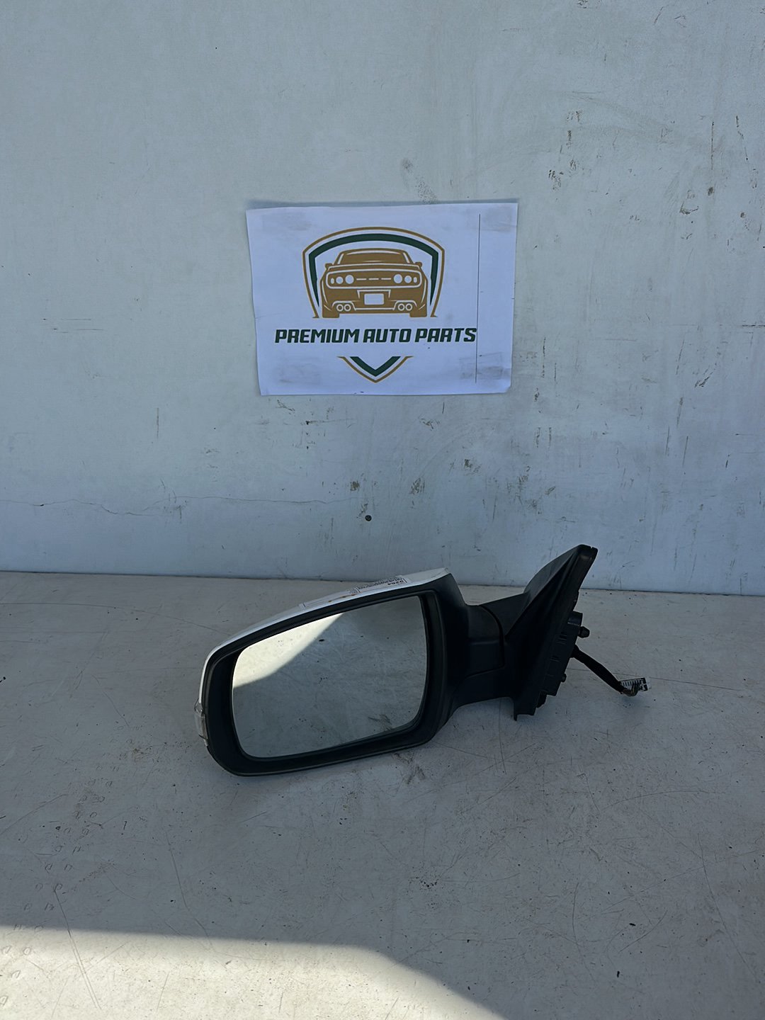 2013 Kia Sorento XM Station Wagon Left Door Mirror
