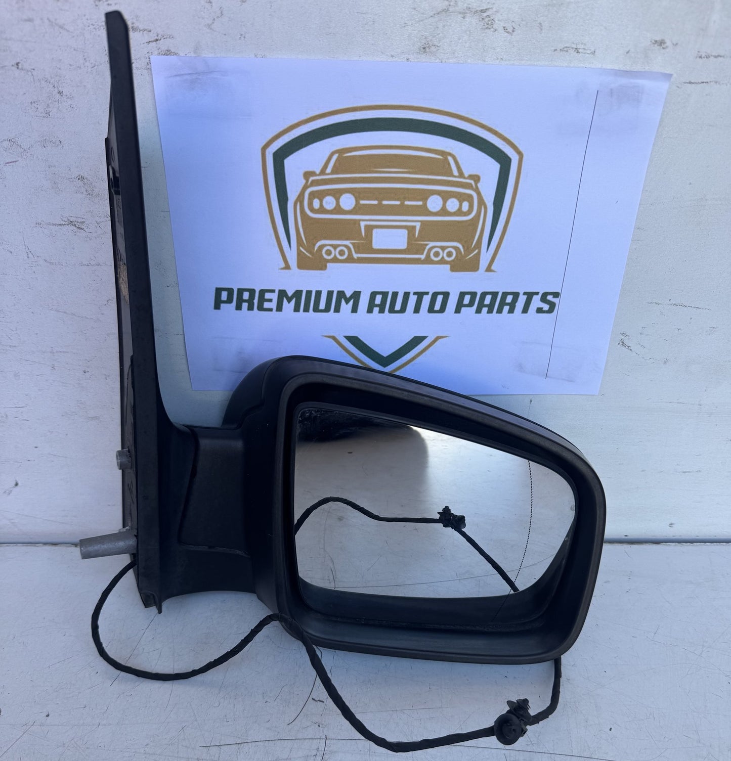 2011  V-Class W639 Right Door Mirror