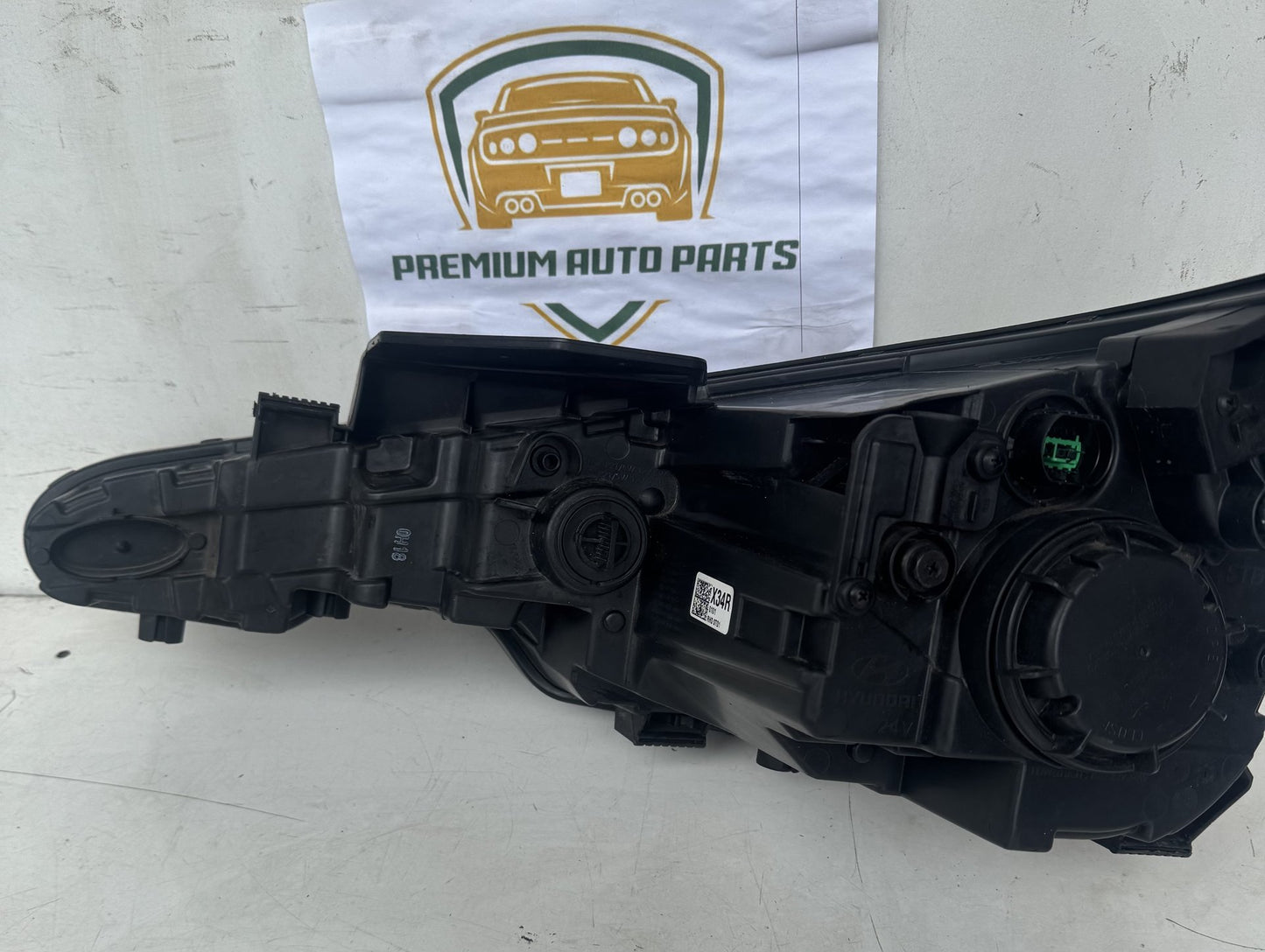 2019  AD Right Headlight