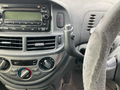 2005 Toyota Tarago GLi R30