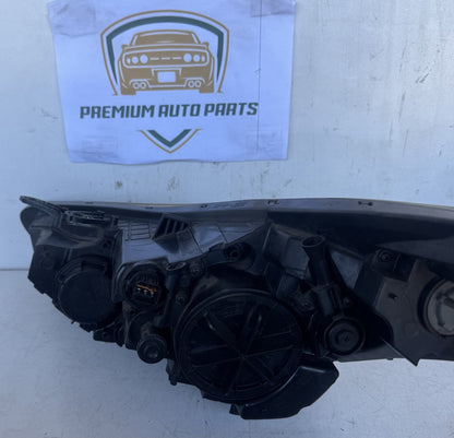 2013 Hyundai Elantra MD Sedan Right Headlight