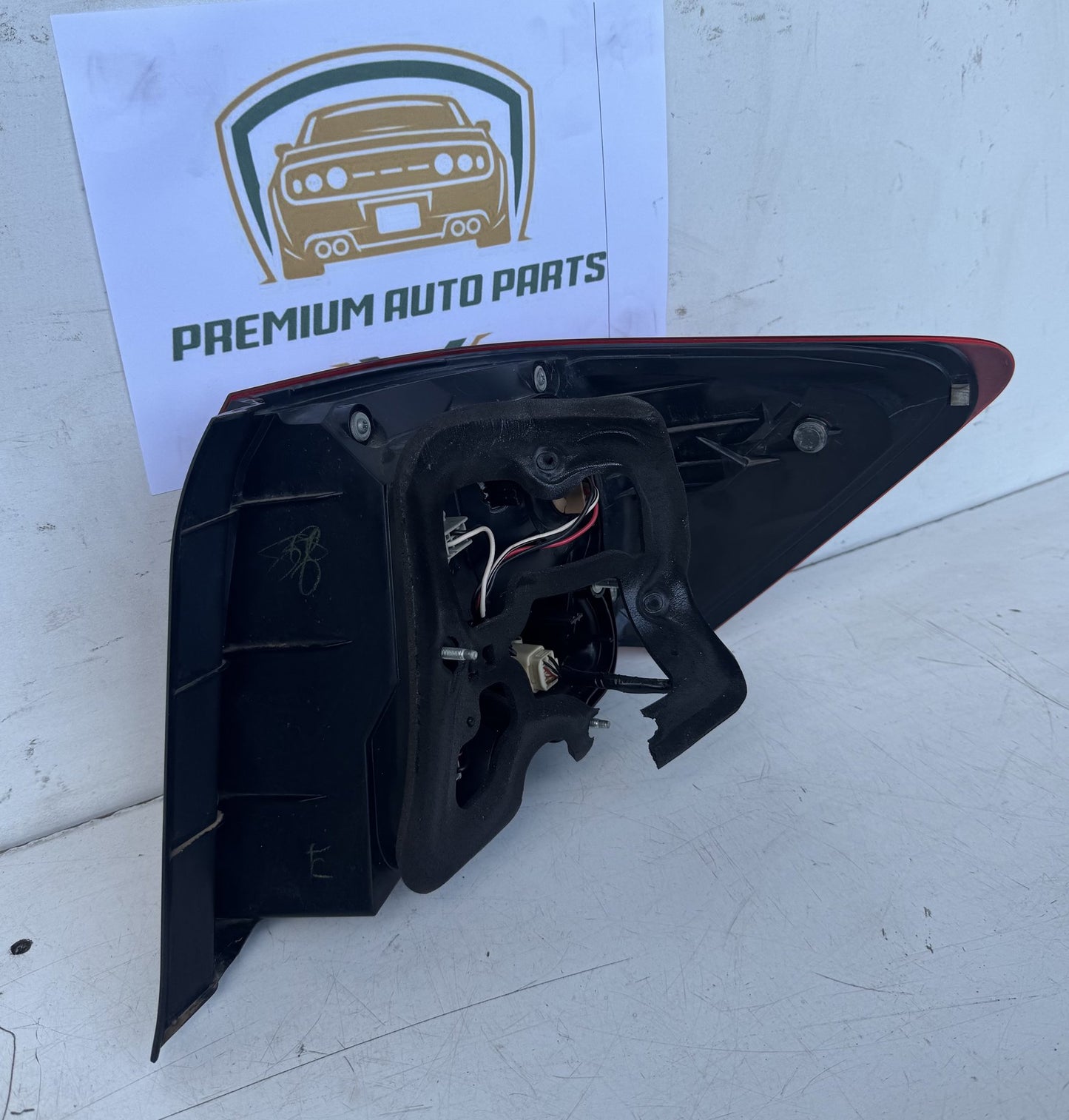 2011   Left Taillight