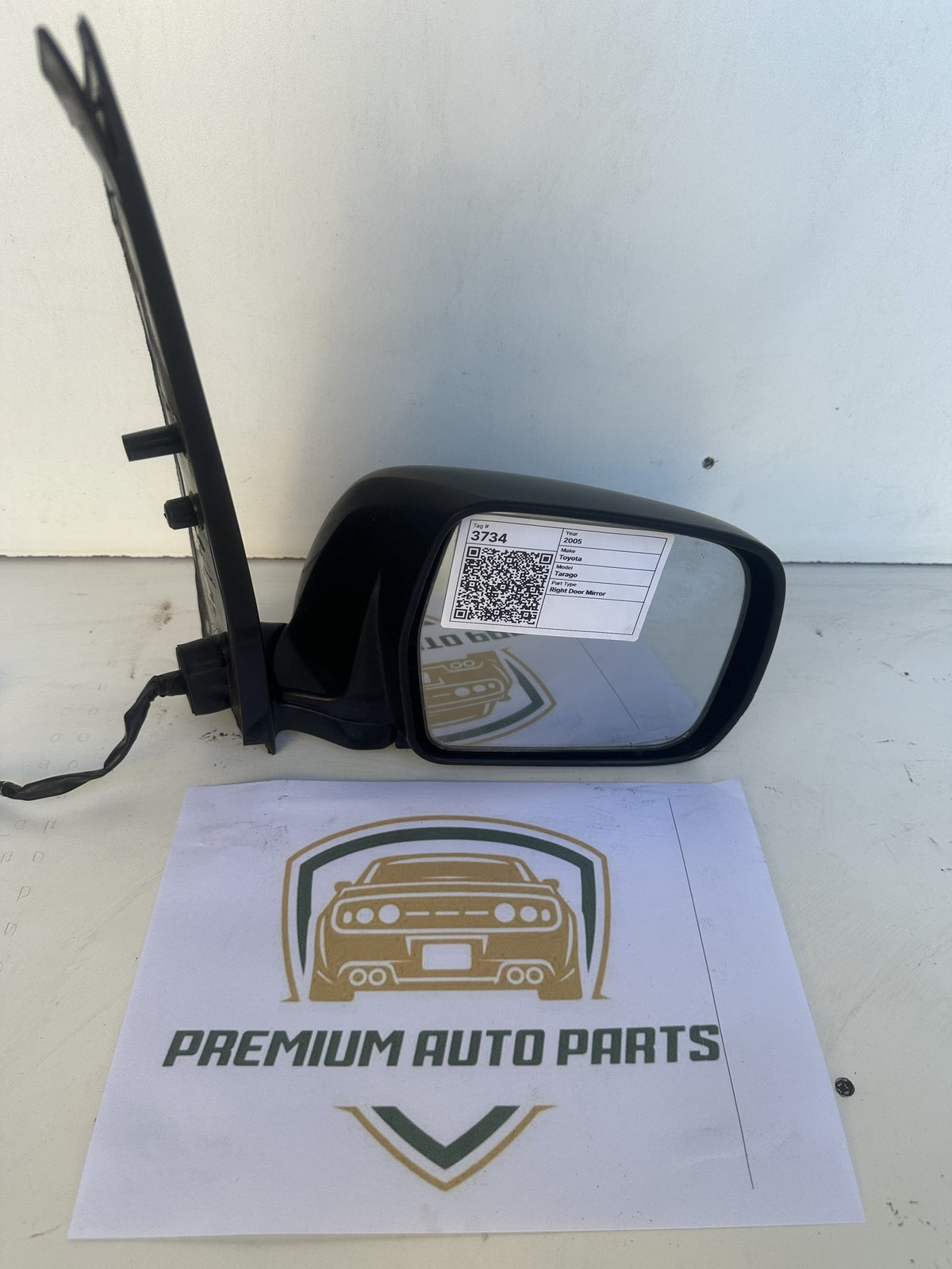 2005 Toyota Tarago R30 Station Wagon Right Door Mirror 012142