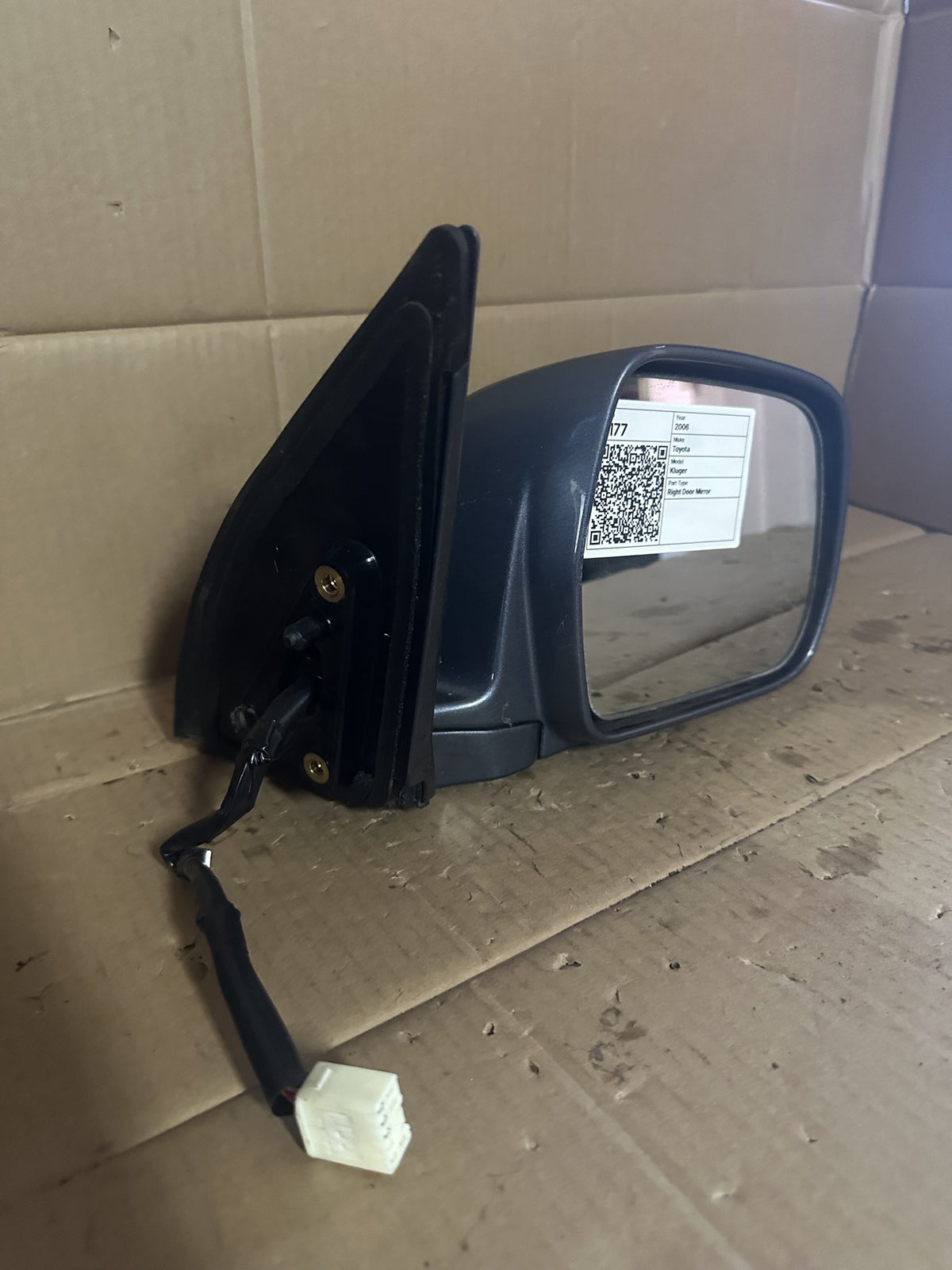 2006 Toyota Kluger MCU28R Station Wagon Right Door Mirror 012142
