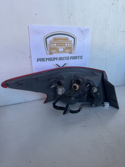 2014 Nissan Pulsar B17 Sedan Right Taillight