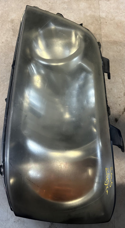 2005 Toyota Highlander - Left Headlight