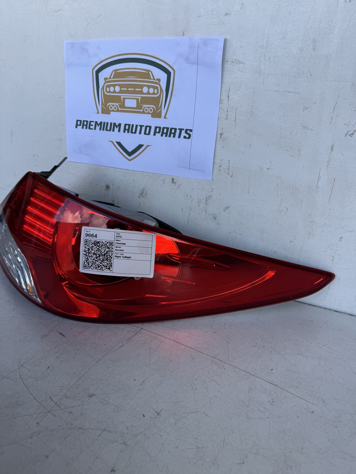 2013 Hyundai Accent RB Sedan Right Taillight