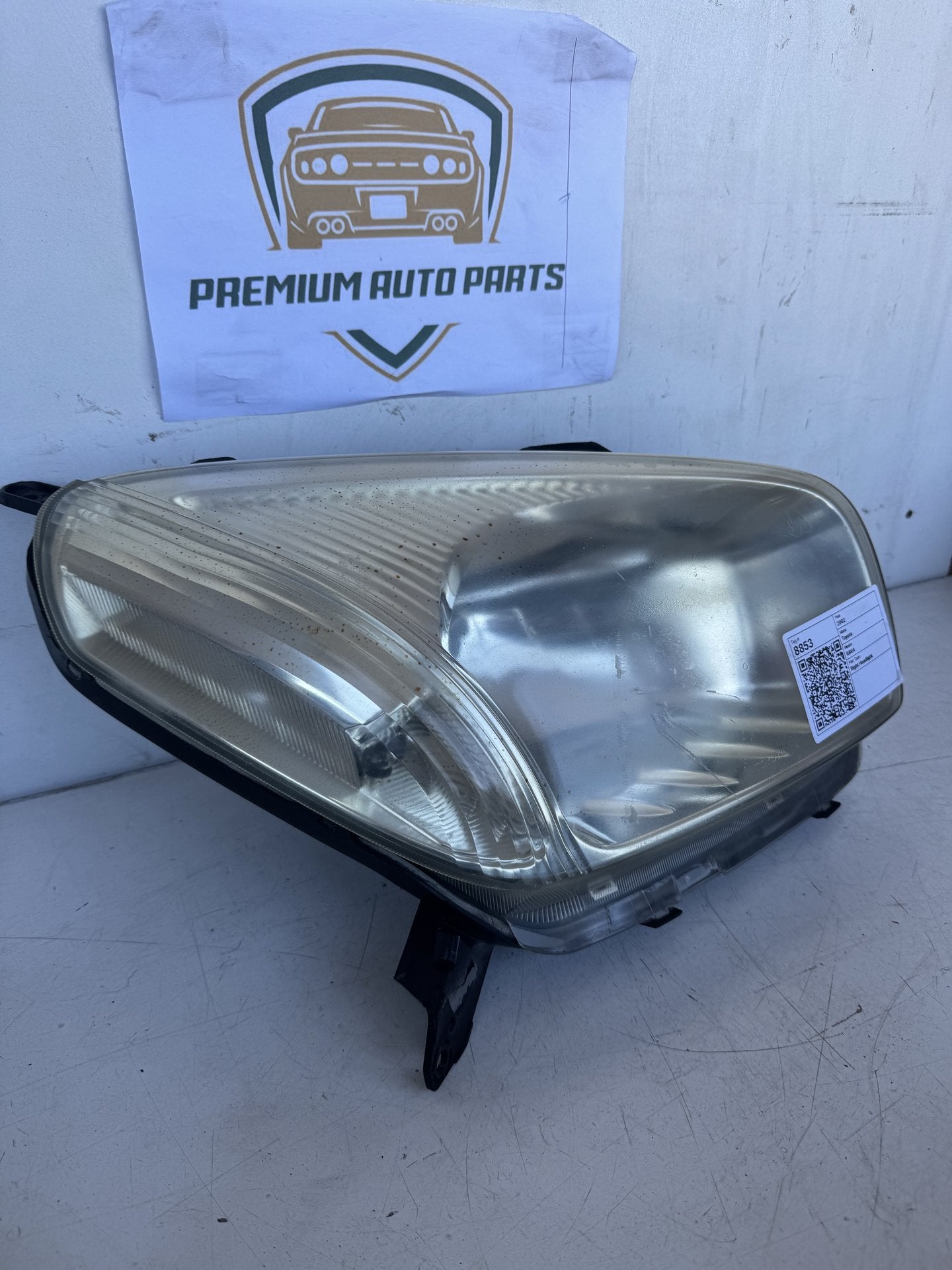 2002 Toyota RAV4 SUV Right Headlight