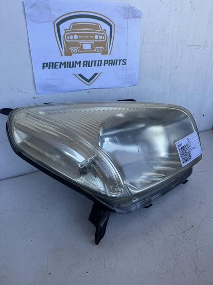 2002 Toyota RAV4 SUV Right Headlight