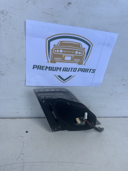 2010   Right Boot Light