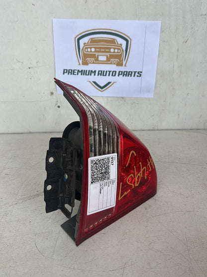 2005 Honda Civic Left Taillight