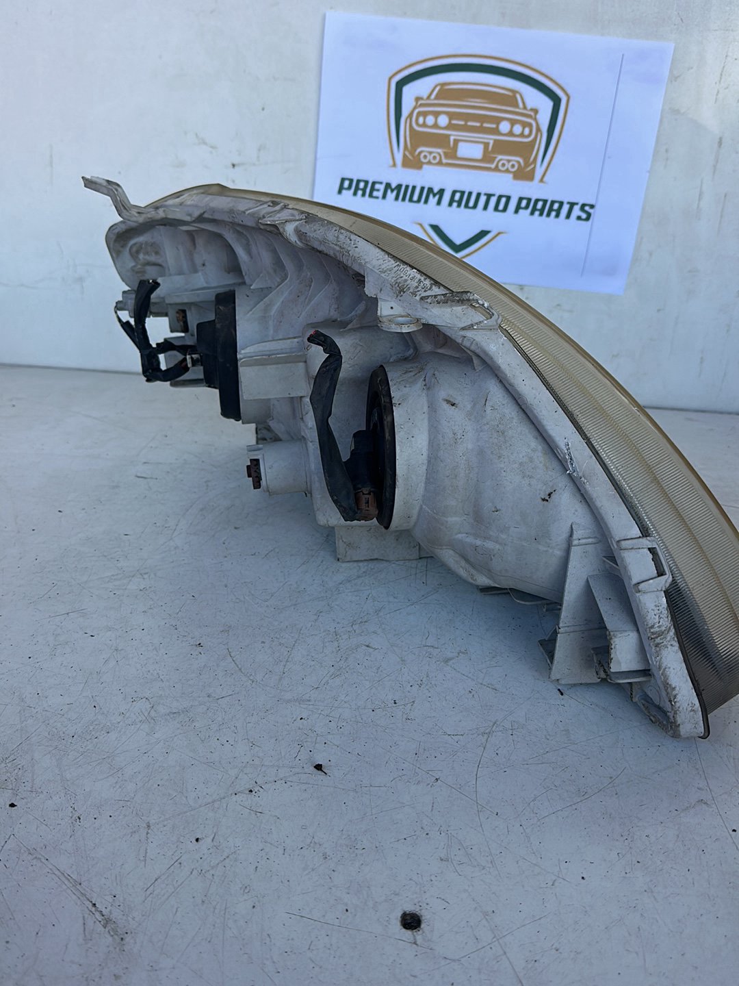 2002 Toyota Corolla E120 Sedan Left Headlight