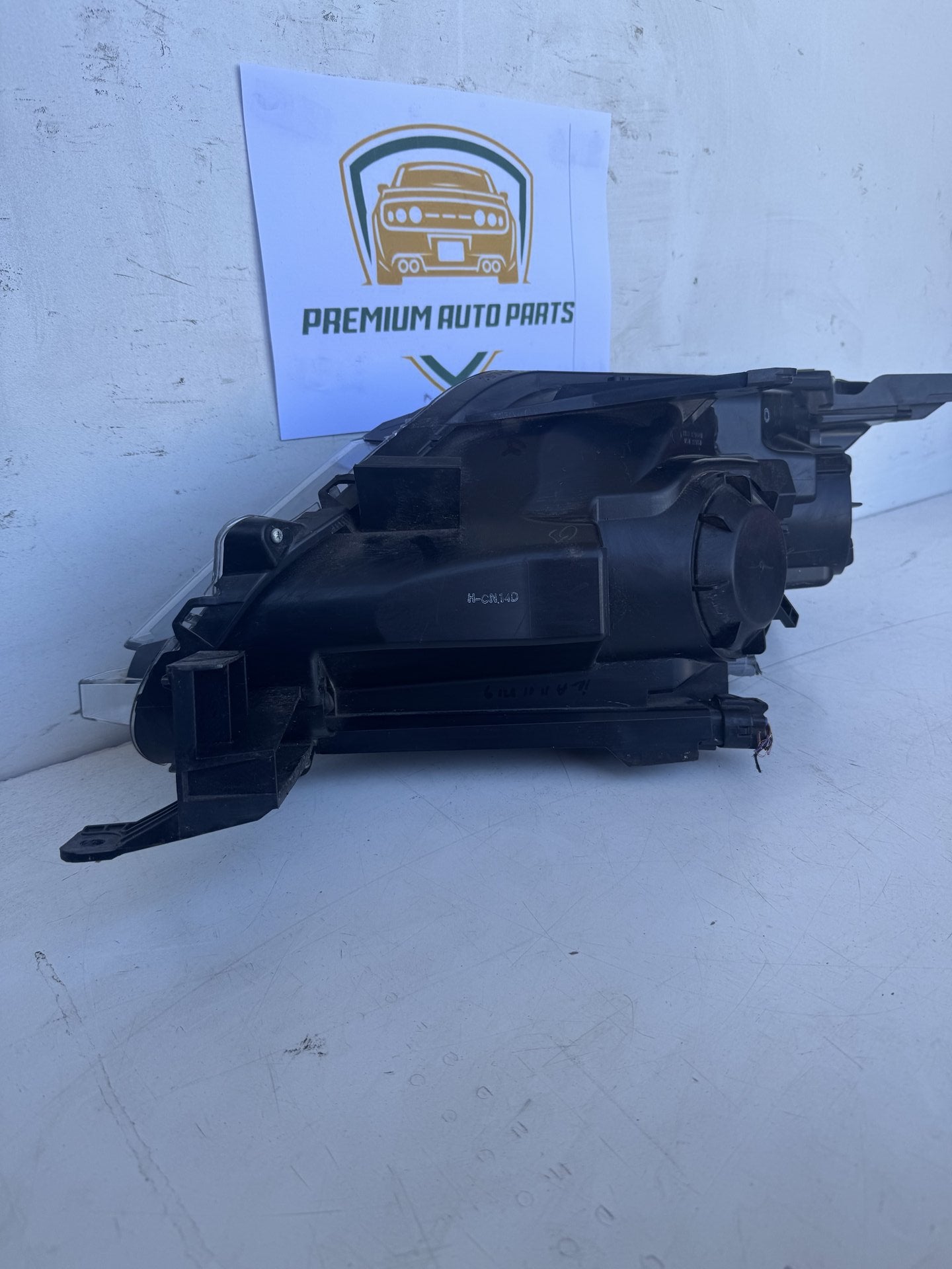 2023   Right Headlight