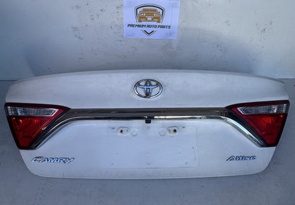 2017 Toyota Camry - Bootlid