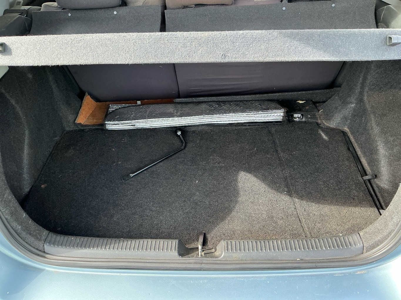 2004 Toyota Corolla Ascent E120