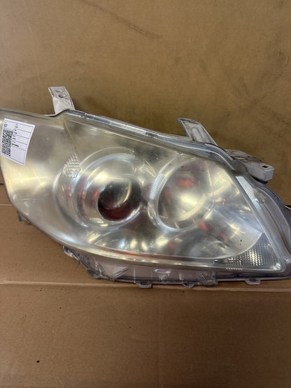 2007 Toyota Aurion - Right Headlight