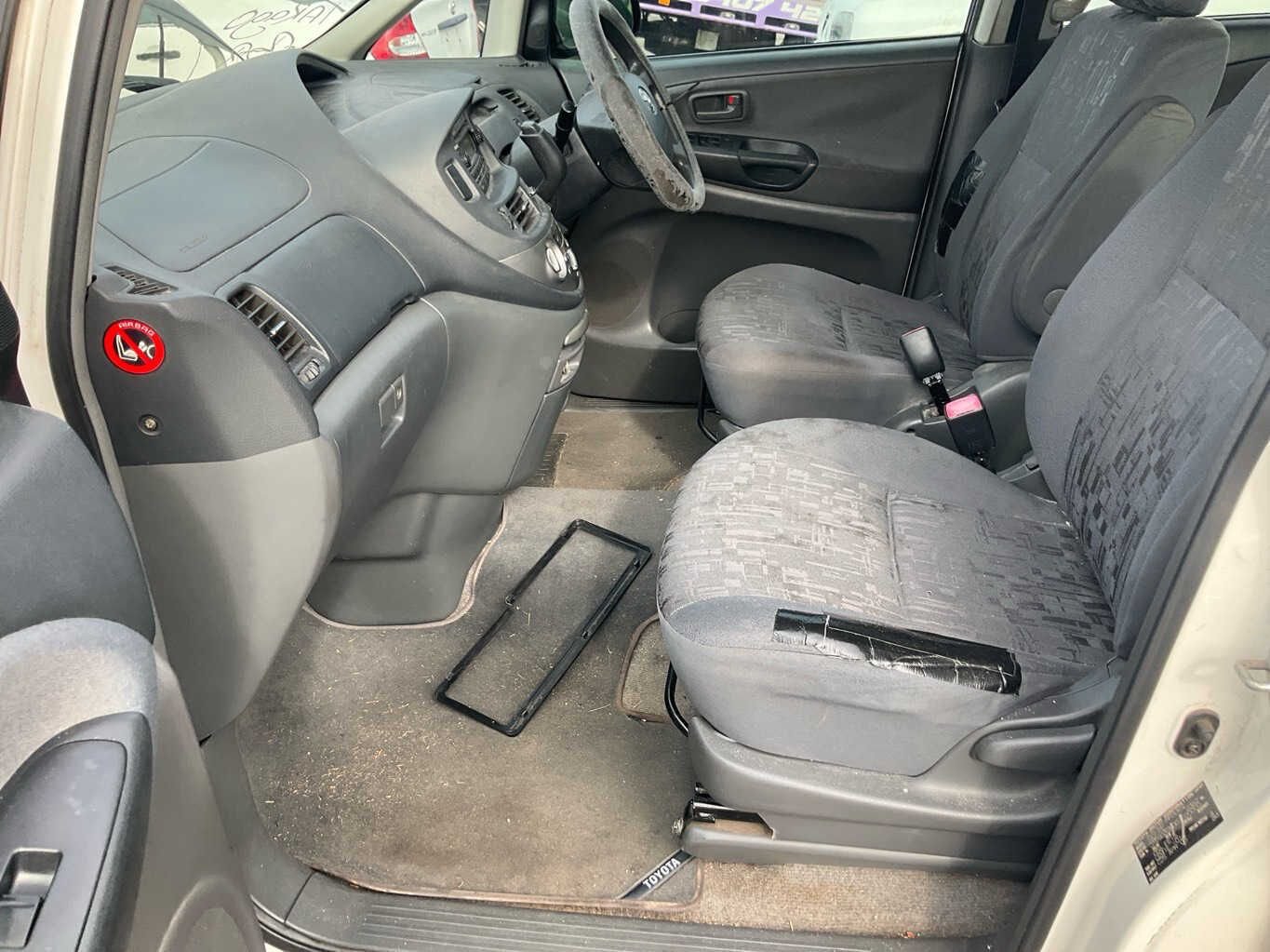 2005 Toyota Tarago GLi R30