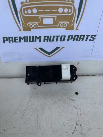 2015  U50 Master Power Window Switch