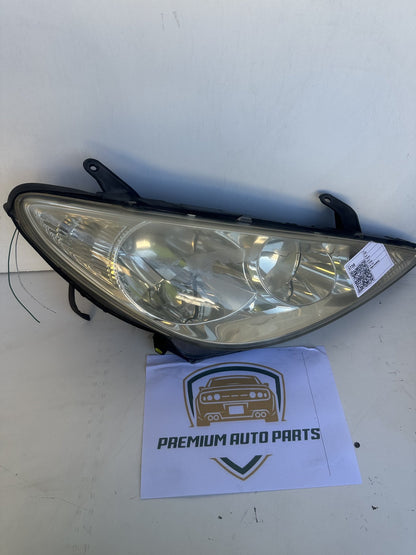 2005 Toyota Tarago R30 Station Wagon Right Headlight KOITO 28-163
