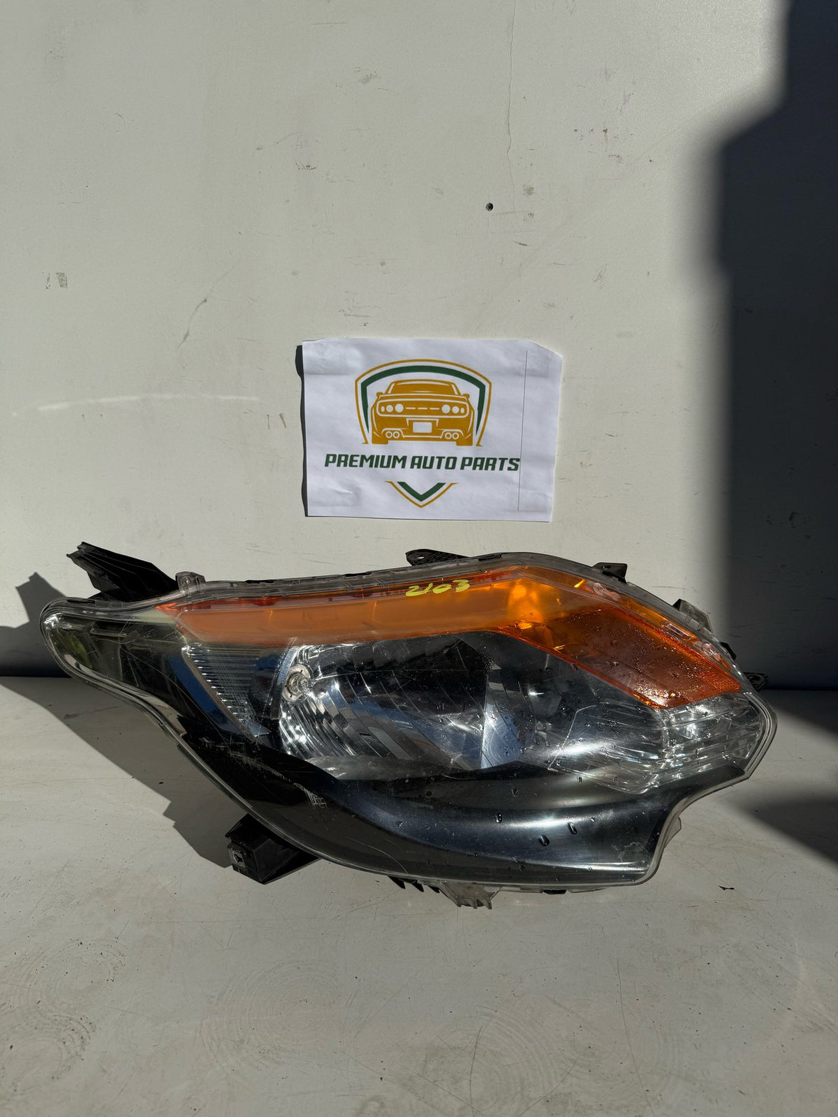 2018 Mitsubishi Triton - Right Headlight