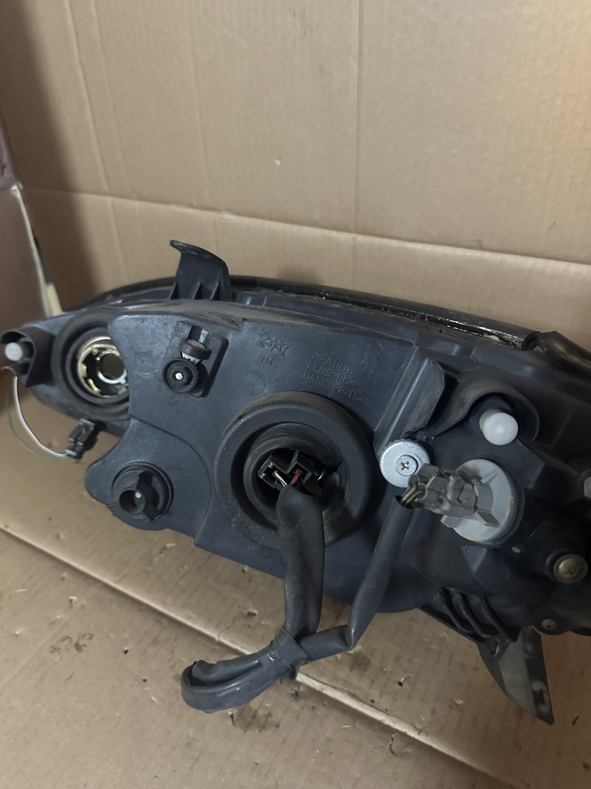 2003 Toyota Camry V30 - Right Headlight