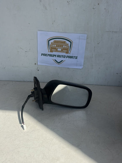 2004 Toyota Corolla E120 Hatchback Right Door Mirror