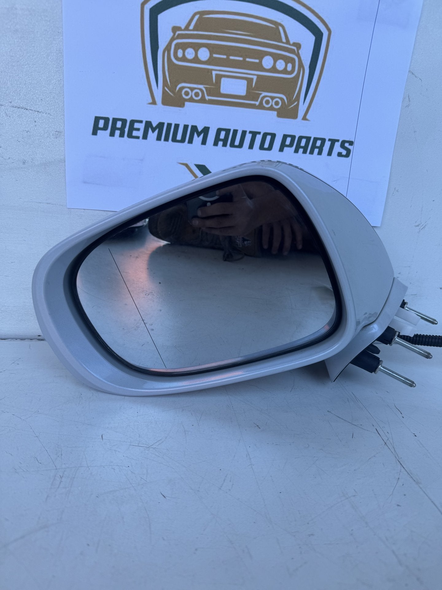 2010  E20 Left Door Mirror