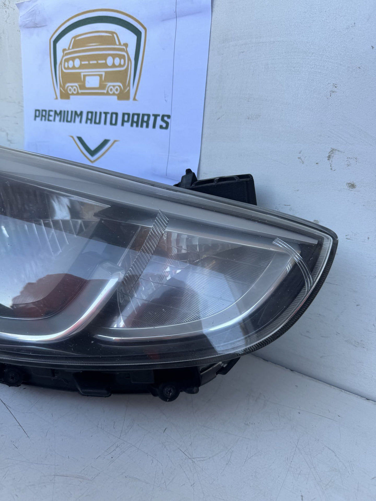 2018 Hyundai Accent - Right Headlight