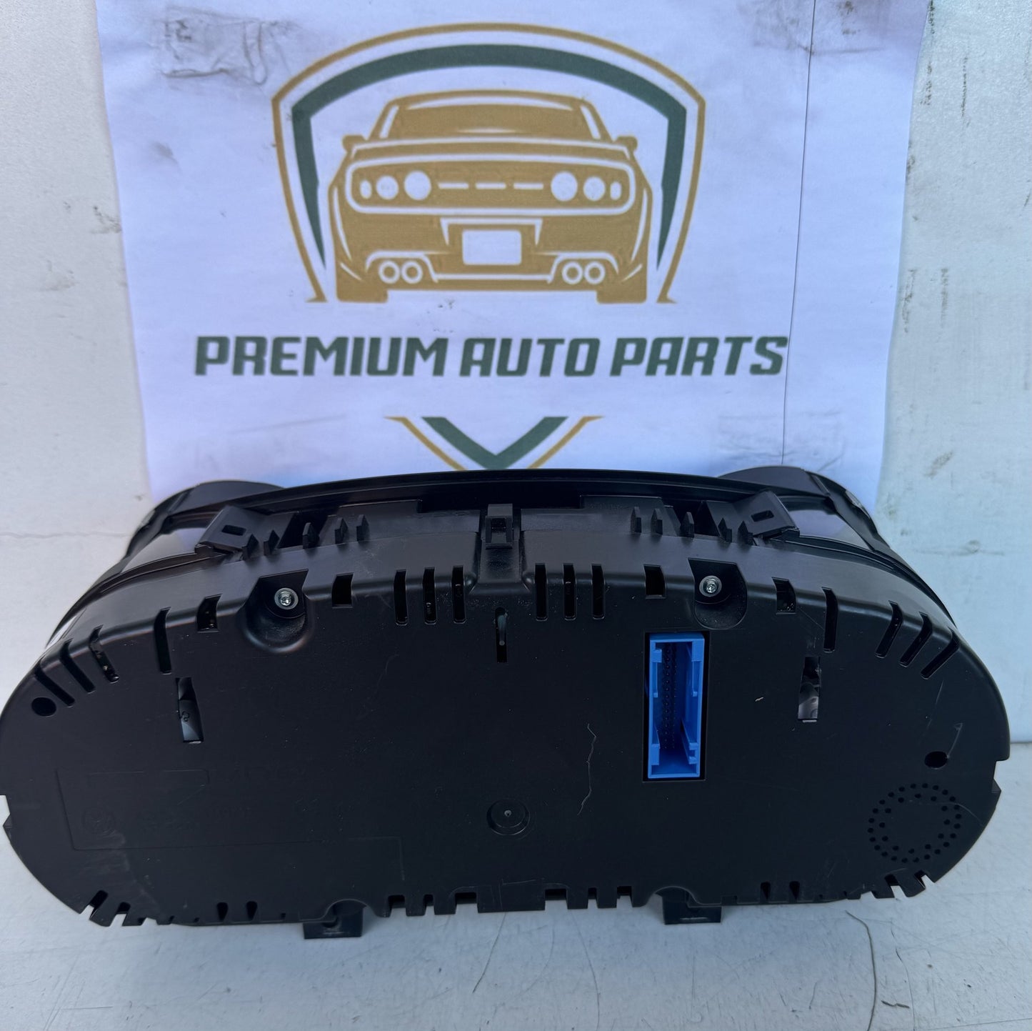 2010 Volkswagen Golf MK6- 5K Station Wagon Instrument Cluster