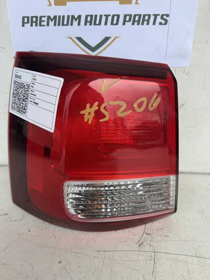 2013 Kia Sorento XM Station Wagon Left Taillight