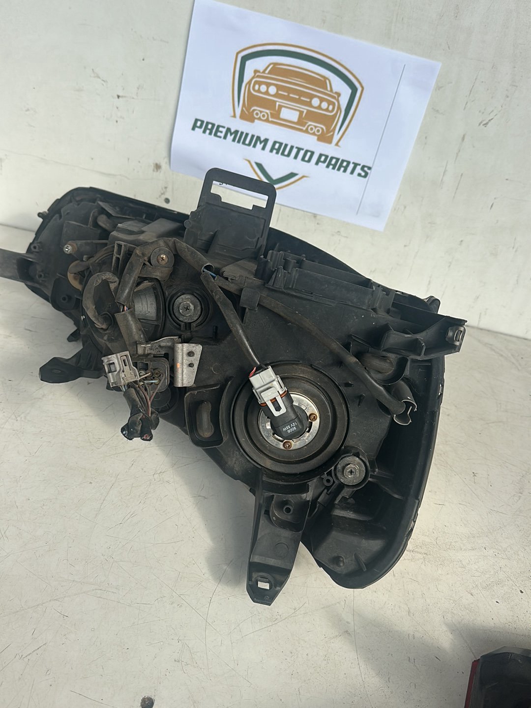 2012 Mitsubishi Lancer Sedan Left Headlight