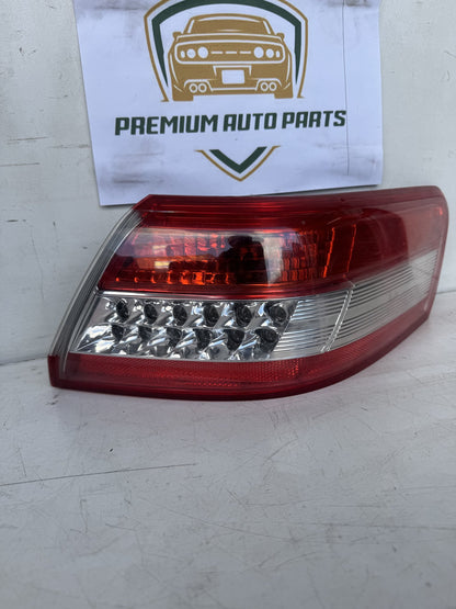 2010  XV40 Right Taillight
