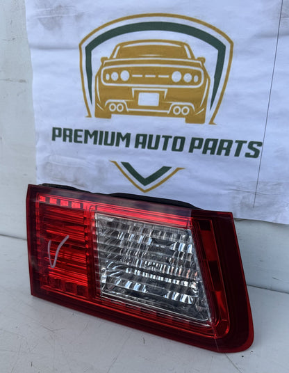 2009  CU Left Boot Light