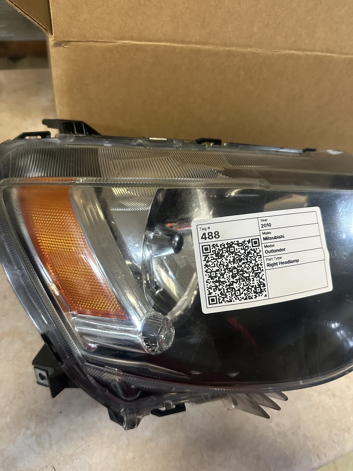 2010 Mitsubishi Outlander Outlander Station Wagon Right Headlight P8924