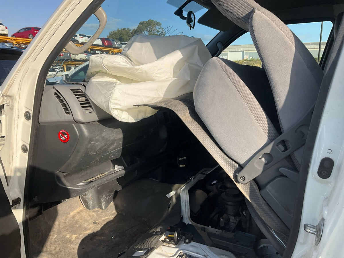 2011 Toyota Hiace H200