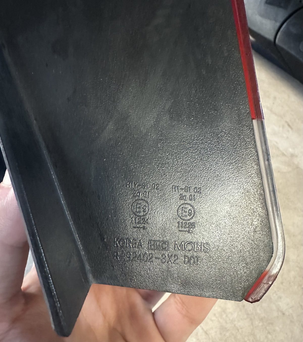 2011-2016 Hyundai Elantra Active DG41E - Right Taillight